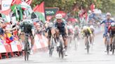 Triplete de Groves en Santander al sprint bajo la lluvia en un día de tregua entre los favoritos