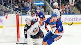 Parise scores in OT as Islanders beat Blue Jackets 4-3