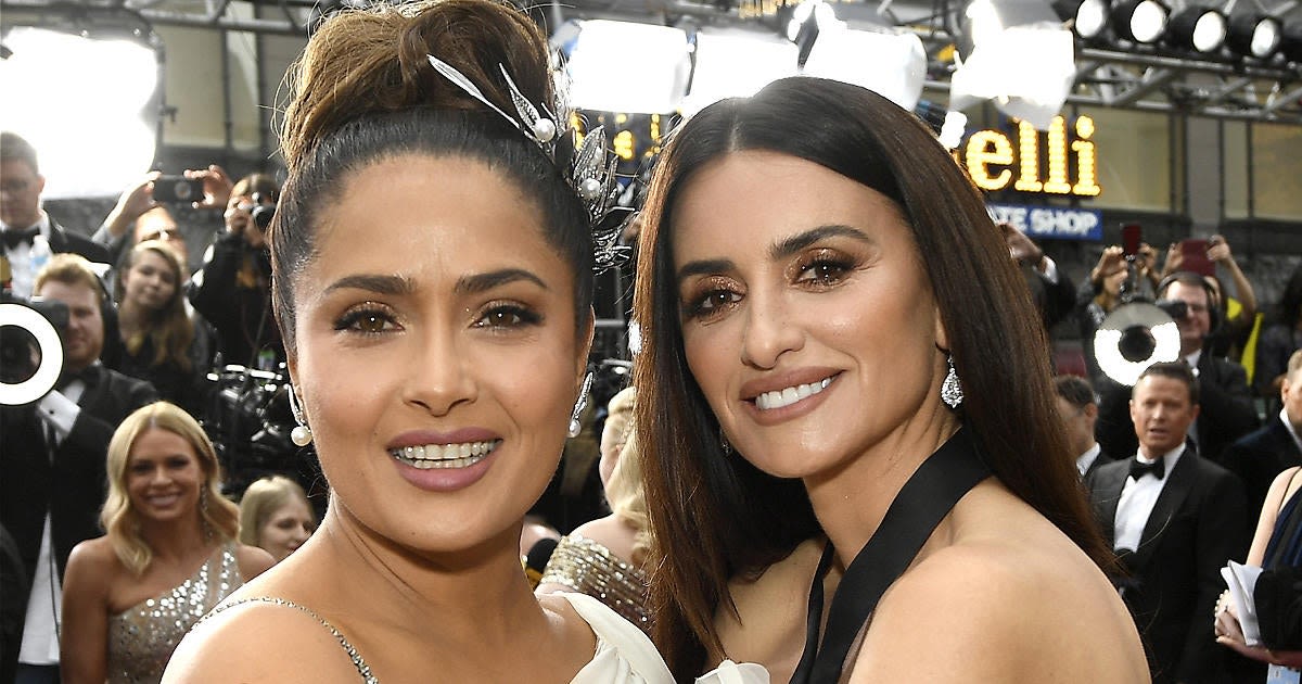 Salma Hayek Details Nightmare Emergency Plane Landing With Penélope Cruz