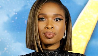 Jennifer Hudson brought to tears over emotional surprise during talk show premiere