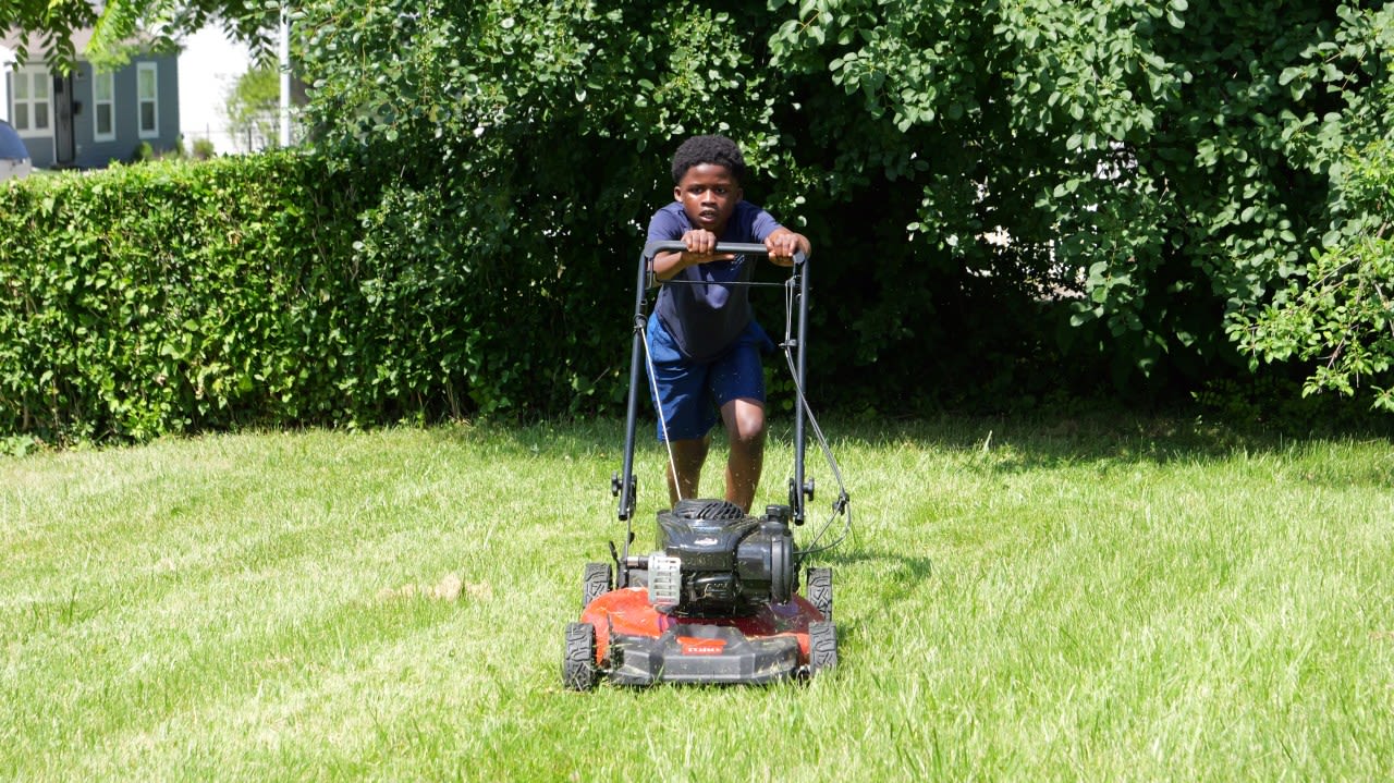 Officer helps boy replace stolen lawnmower with his own