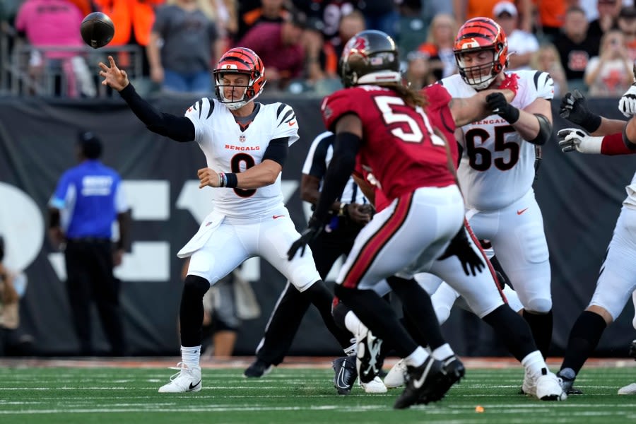 Joe Burrow throws TD pass to Tee Higgins, Buccaneers beat Bengals 17-14 in preseason opener