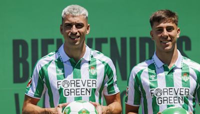 Marc Roca e Iker Losada, doble presentación en el Betis