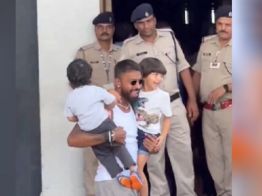 Hardik Pandya Natasa Stankovic Separation: Cricketer Reunites With Son Agastya; Video Goes Viral