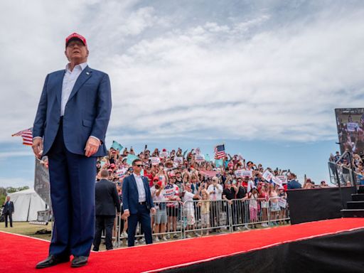 Trump tells rally-goers not to die in searing Vegas heat: ‘I don’t care about you, I just want your vote’