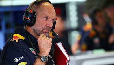 Adrian Newey in Ferrari: dopo l’addio a Red Bull, può disegnare la Rossa del 2026. C’è anche l’offerta da 100 milioni di Aston Martin