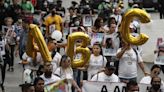 Padres de 49 niños muertos en incendio de guardería ABC protestan en México
