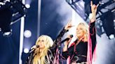 Fans Praise Miranda Lambert and Avril Lavigne's Iconic Performance