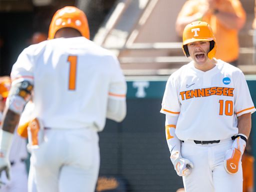 Tennessee baseball matches Evansville resilience, trumps Aces with super regional homers | Adams