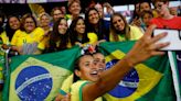 Para Brasil serán los JJOO de la inclusión: las mujeres antes debían jugar a escondidas y hoy se destacan en deportes considerados masculinos