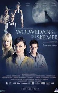 Wolwedans In Die Skemer