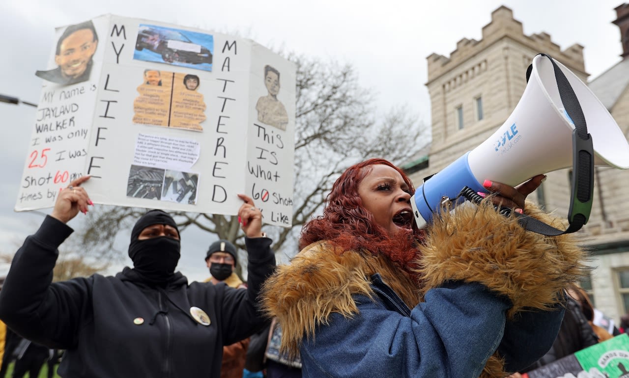 Akron agrees to policy changes as part of settlement in pepper-spraying of Jayland Walker protesters