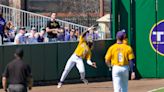 No. 1 LSU baseball score vs. No. 3 Arkansas: Live updates from SEC heavyweight matchup