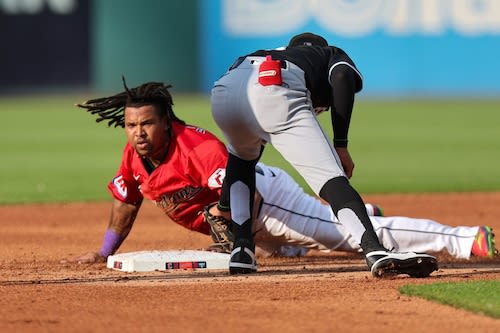 Steven Kwan is now a qualified hitter, takes over MLB batting lead: Guardians breakfast