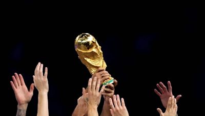 Amnistía insta a la FIFA a publicar revisión de indemnizaciones a trabajadores del Mundial de Qatar