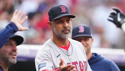 Sources: Cora, Red Sox in talks over extension