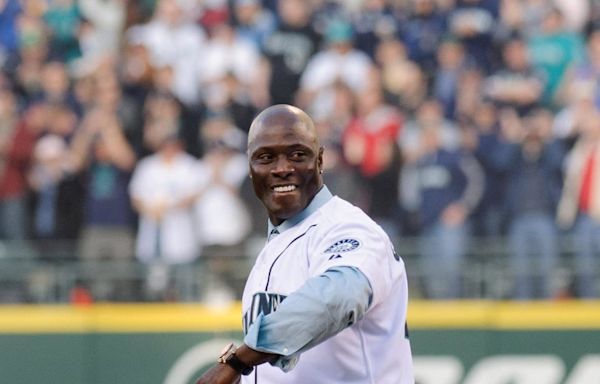 Seattle Mariners' Legend and Son Go Viral For Awesome Moment on Thursday