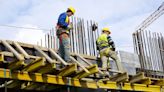 Salarios: cuánto cobrarán los trabajadores de la construcción en junio tras aumento por paritarias