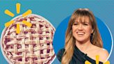 Kelly Clarkson’s Go-To Dessert Comes From the Walmart Bakery