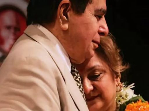 Saira Banu Fondly Recalls Insomniac Dilip Kumar Calling Her 'My Sleeping Pills': Slept Just In Time After Marriage