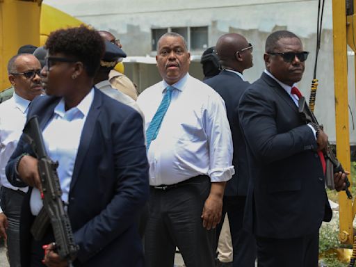 Policía afirma haber recuperado el control del hospital más grande de Haití