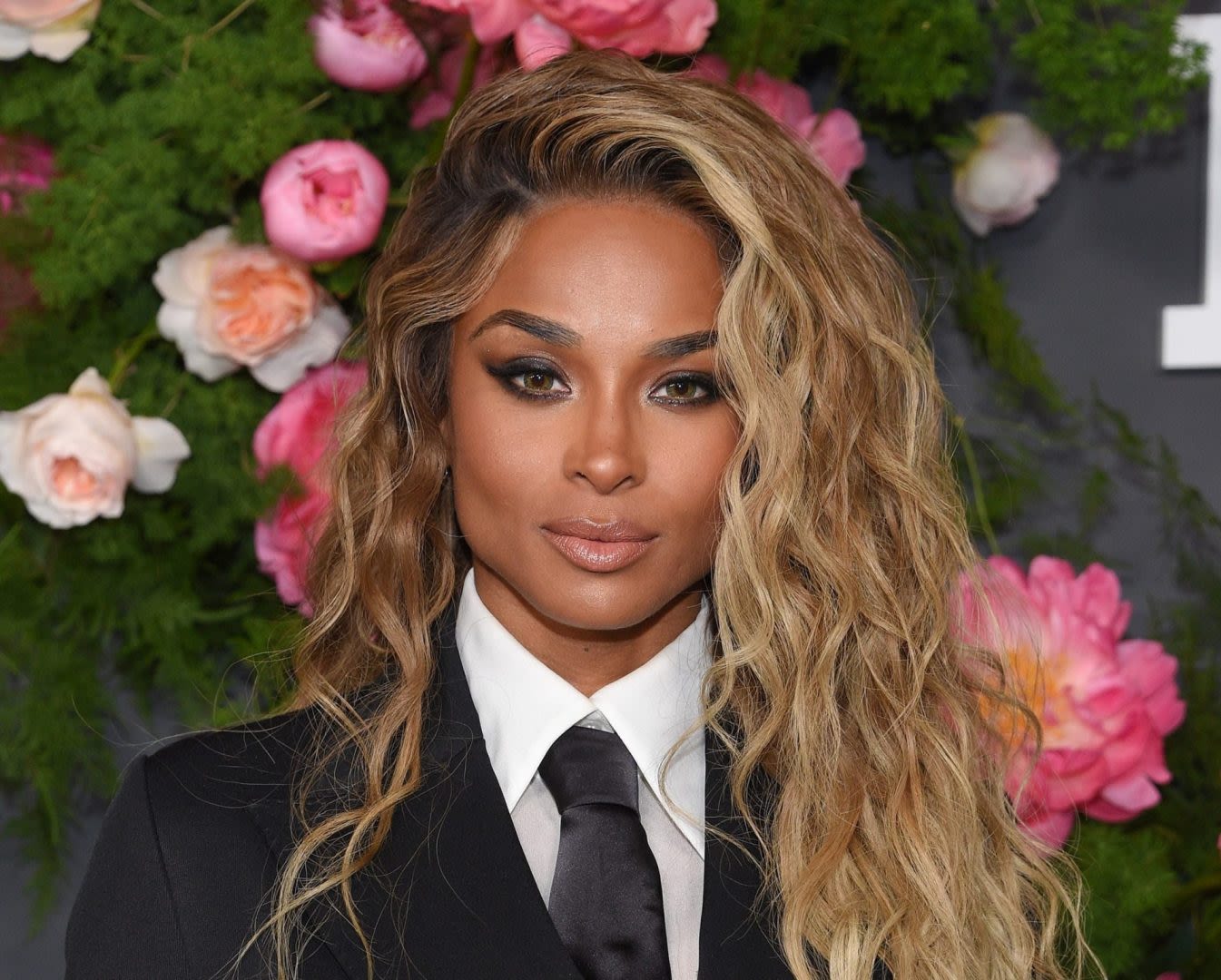 Ciara stands by Serena Williams amid online criticism over appearance