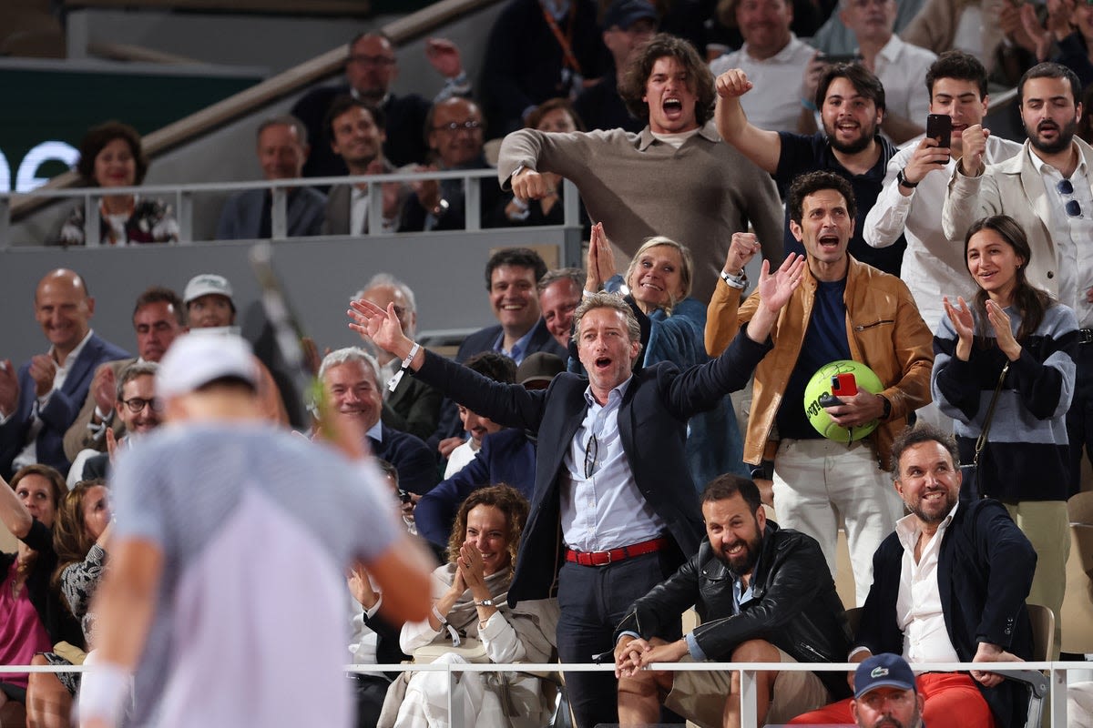 French Open bans alcohol from stands after spitting incident