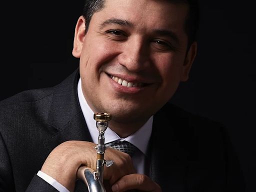 El trompetista Pacho Flores llama a "desarrollar los instrumentos" para ampliar el repertorio