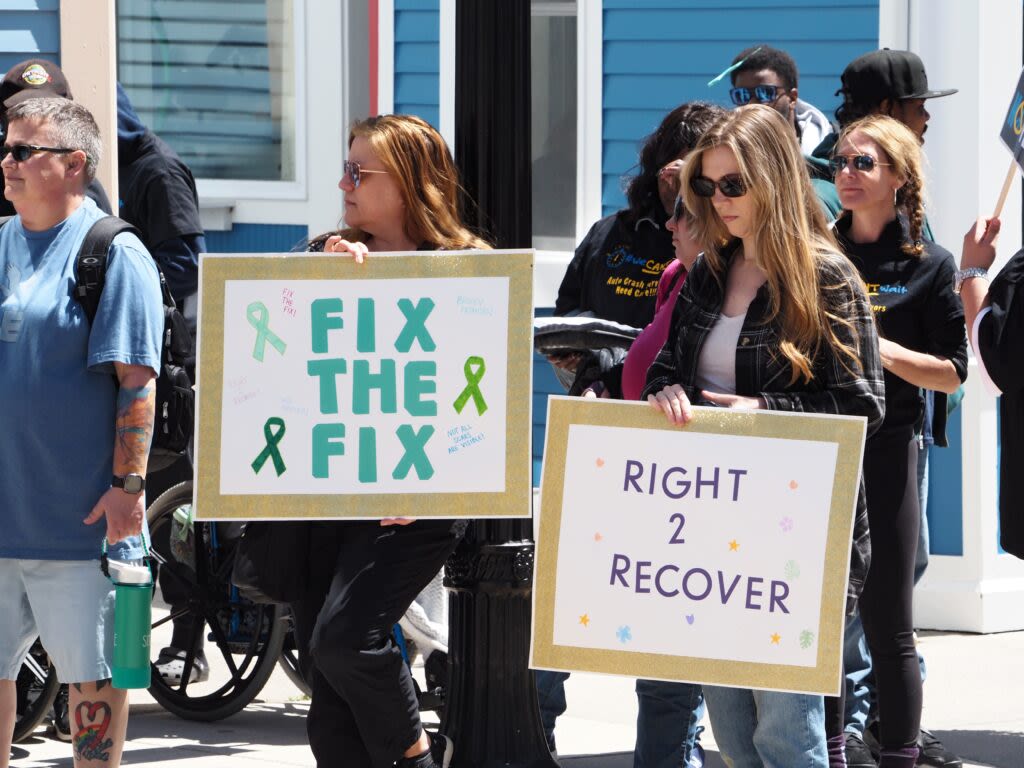 Auto crash survivors and care providers come to Mackinac Island, ask lawmakers take up bills
