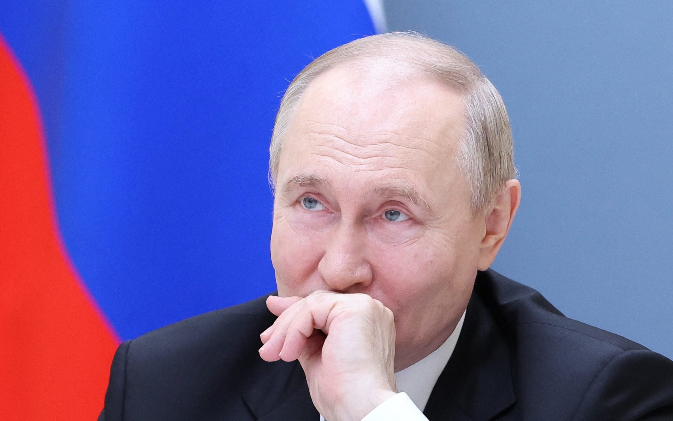 Vladimir Putin would eat Keir Starmer for breakfast