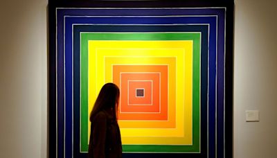 Frank Stella, prodigio del arte estadounidense, muere a los 87 años