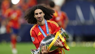 El sopapo viral de Cucurella a Gary Neville tras asegurar que España no llegaría a la final por jugadores como él: "Gracias por tu apoyo"