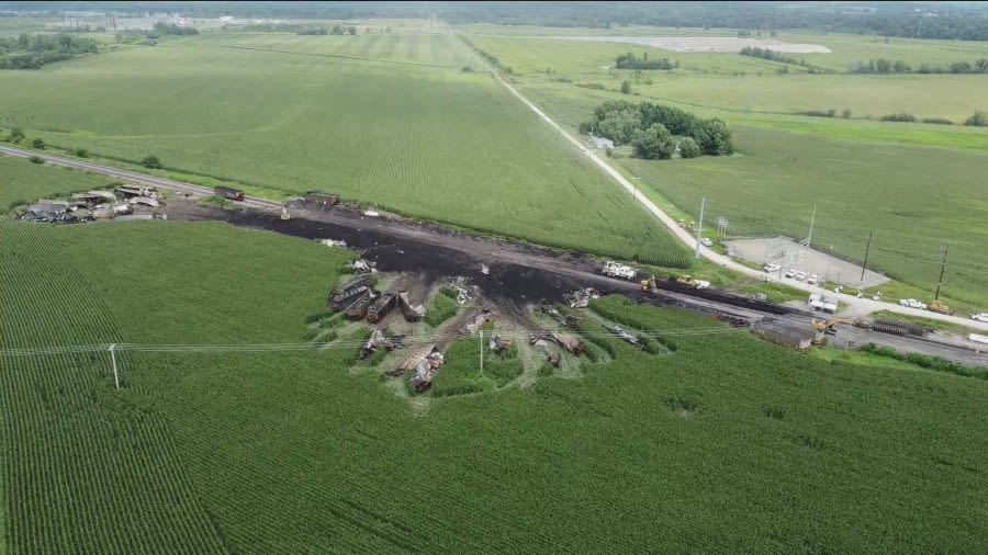 Cleanup underway after train derailed near Marshalltown