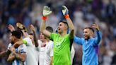 Emiliano Martinez hails Argentina after reaching World Cup final: ‘It’s us against the world’