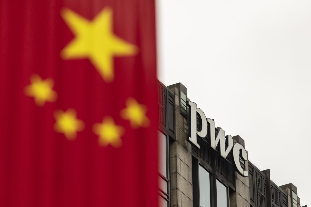 China Weighs Record Fine for PwC Over Evergrande Auditing Work