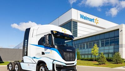 Walmart Canada running first FCEV tractor