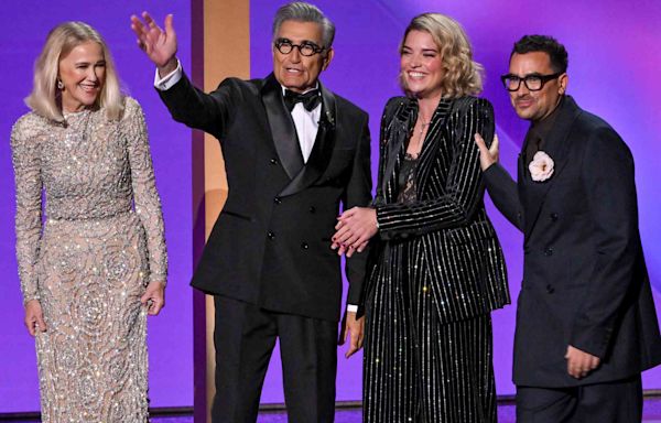 Dan and Eugene Levy Have “Schitt's Creek ”Reunion with Catherine O'Hara and Annie Murphy at 2024 Emmys