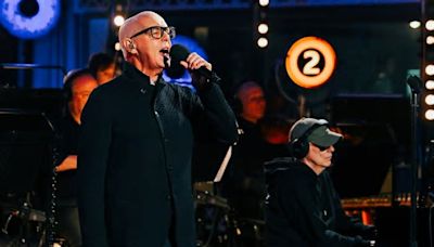 Neil Tennant de Pet Shop Boys revela el “peor momento de su vida” en Glastonbury