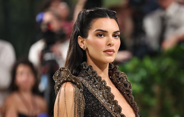 Kendall Jenner on How Growing Up in the Spotlight Was a “Little” Like Hannah Montana