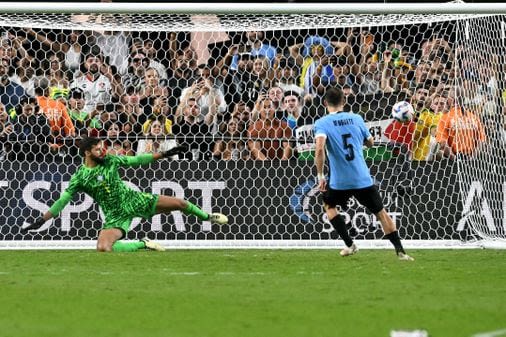 Down to 10 men, Uruguay beats Brazil 4-2 on penalties, advances to Copa America semifinals - The Boston Globe