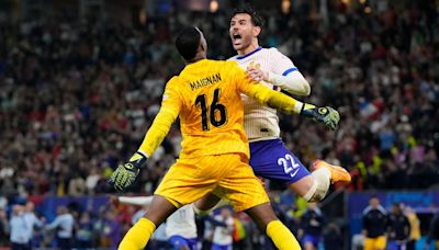 Euro 2024 latest: France beat Portugal 5-3 in penalty shootout to face Spain in semifinals