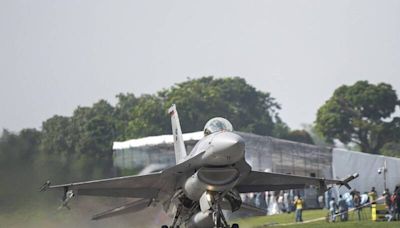 新加坡F-16失事 起飛後不久墜落基地飛行員成功彈射