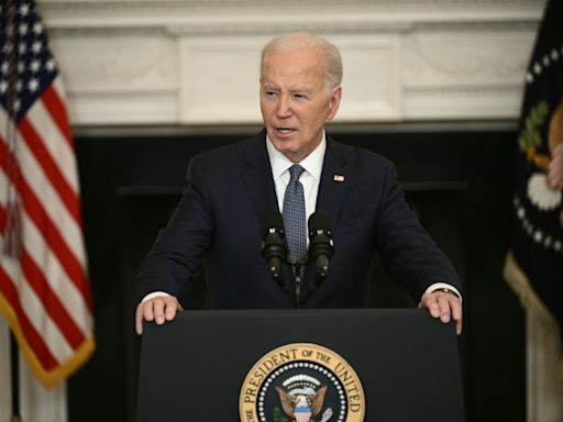 Biden fustiga a Trump como "criminal convicto" por primera vez desde el veredicto en Nueva York