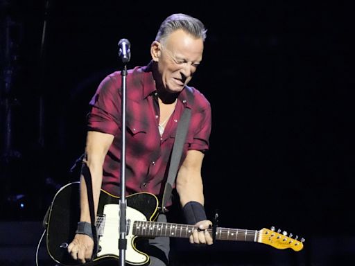 Bruce Springsteen and E Street postpone four European concerts amid 'vocal issues'