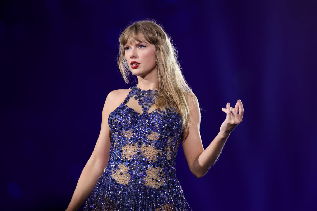 Swifties Help Taylor Swift Achieve Record-Breaking Album Milestone
