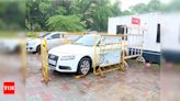 Watch: Controversial IAS officer Puja Khedkar's Audi under examination at police station, beacon removed | Pune News - Times of India
