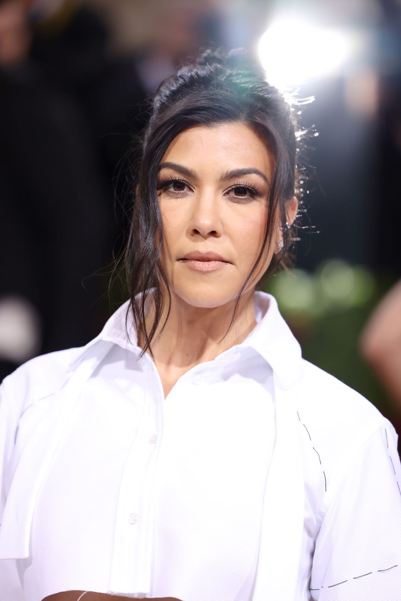 Kourtney Kardashian Hits Back With Unedited Post-Pregnancy Body Snap After ‘Unflattering’ Kim Photo