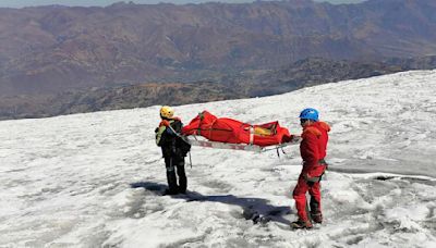 Mummified body of U.S. climber found 22 years after he vanished