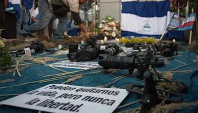 Uno de los últimos periodistas dejó Nicaragua: “Trabajé tres años mudándome y usando seudónimos hasta que me tuve que ir”