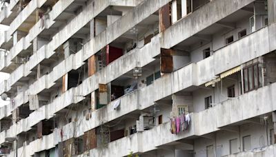 Italie : deux morts et 13 blessés après l'effondrement d'un balcon intérieur à Naples